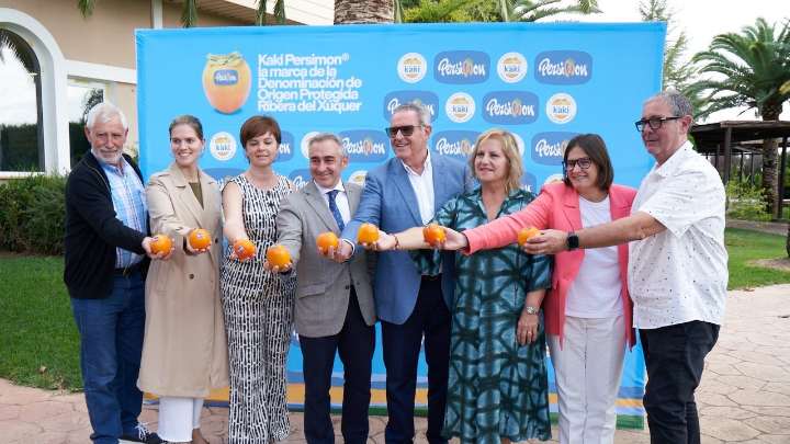 Arranca la temporada del kaki en Valencia, hogar del 90% de producción española
