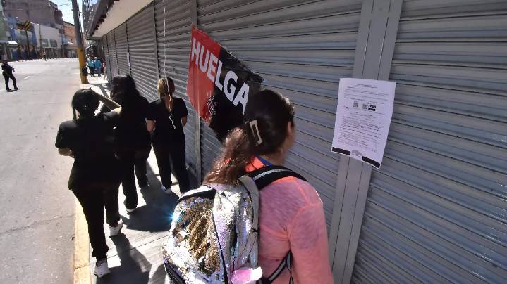 Huelga de Monte de Piedad deja a 120 usuarios sin atención en Irapuato y Salamanca