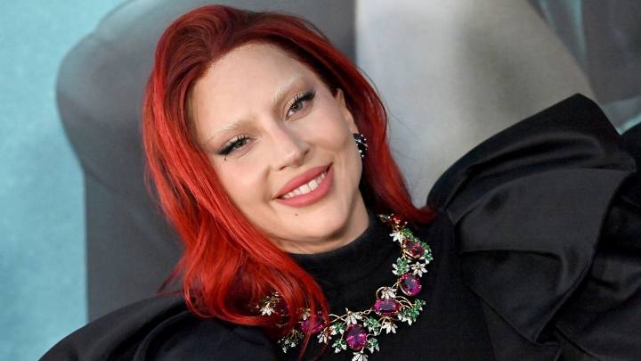 Lady Gaga flashes her £500k engagement ring in autumn-approved knitted co