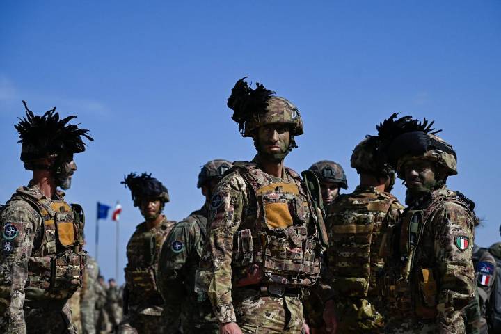 Italy unveils €31 billion defense budget with NATO target in mind