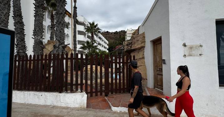 Oposición vecinal en La Herradura a la construcción de viviendas en el antiguo centro náutico