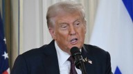 Trump exige a Israel "detener de inmediato el bombardeo a Gaza" tras disposición de Hamás a liberar rehenes