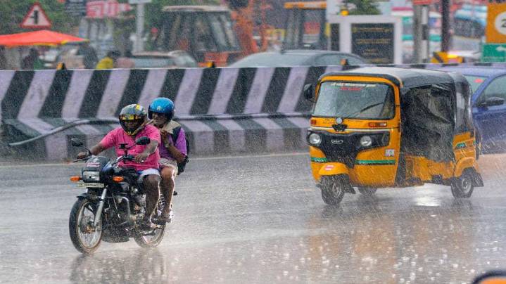 Northeast Monsoon: IMD Issues Yellow Alert As Heavy Rain Slams Chennai And 9 Tamil Nadu Districts