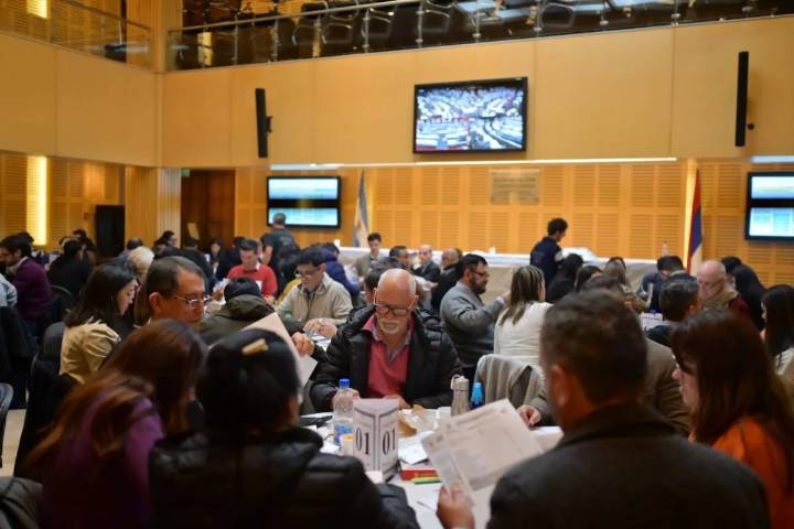 Hoy comienza el escrutinio definitivo en la Legislatura