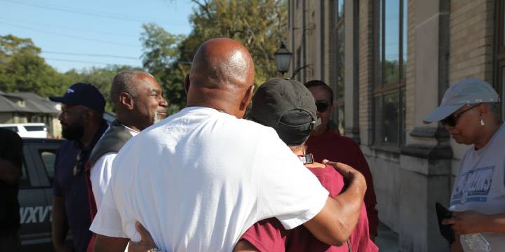 4 arrests made in connection with mass shooting that left 6 dead in Mississippi, FBI says