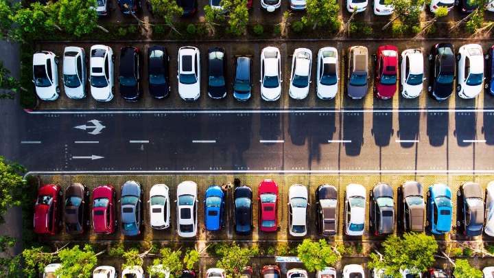 Auto stocks in focus: Motilal Oswal’s top Buy, Sell and what to watch this festive season