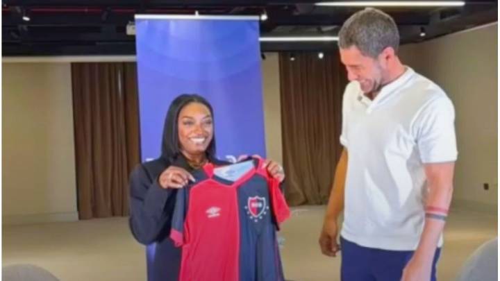 ¿Simone Biles está enferma de lepra?