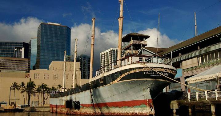 Historic Clydebuilt ship that was 'last of its kind' towed out to sea and sunk