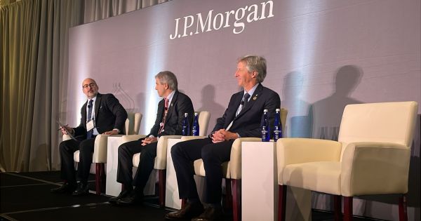 BCRA lanza un canje de bonos dólar linked que vencen tras las elecciones