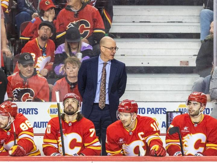 Flames extend head coach Ryan Huska