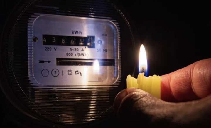 Anuncian 5 nuevos cortes de luz en comunas de la región de Valparaíso: Serán este 17 y 18 de octubre