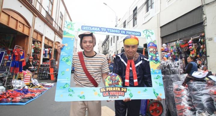 El Chavo y Kiko se unen al “Pirata de la Suerte” y desatan fiebre en el Centro de Lima
