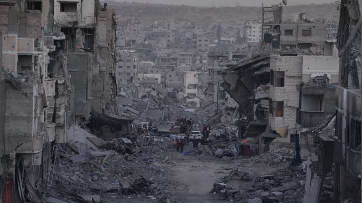 Hamás intenta recuperar en las calles de Gaza el vacío dejado por Israel