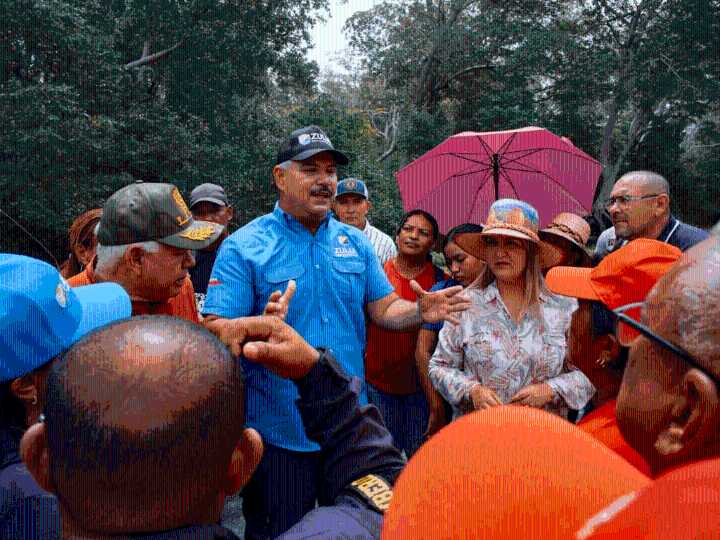 Con 7.000 toneladas de asfalto la Gobernación del Zulia recupera vialidad La Tigra