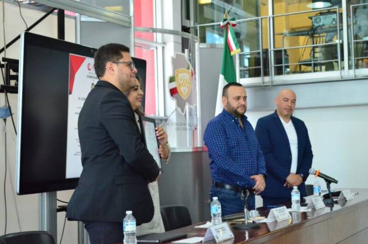 Acreditan al Congreso de Chihuahua por implementación de buenas prácticas laborales y de bienestar