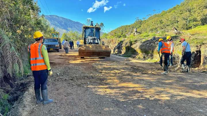 Con éxito avanzan los trabajos del corredor vial entre Arcabuco y Gámbita (Santander)