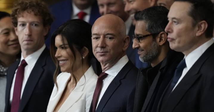 'Washington Post' editorials omit a key disclosure: Bezos' financial ties