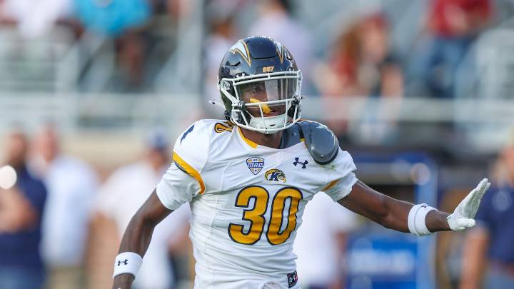 Kent State homecoming, South Carolina’s souvenir ball and college football’s Week 7 winners and losers