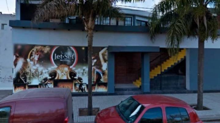 Brutal ataque en Salta: un joven fue golpeado por un grupo de rugbiers a la salida de un boliche y está grave