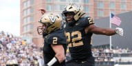 AP Poll: Vanderbilt moves into top 10, Tennessee drops after loss to Alabama