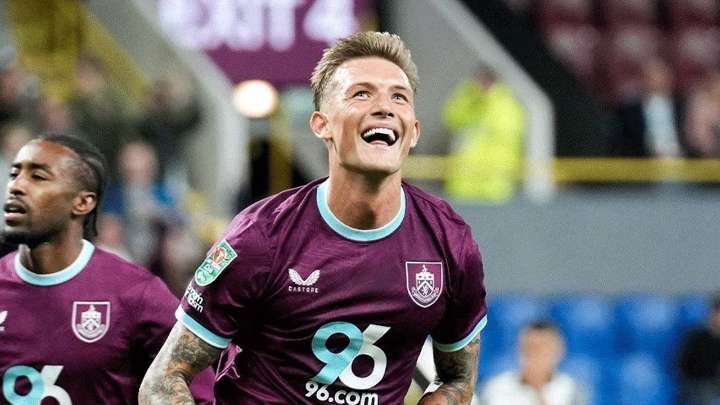 Oliver Sonne: el más caro del Perú pero sin minutos en Burnley