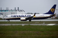 Major Boeing customer Ryanair sees 737 production hitting 48 per month by April