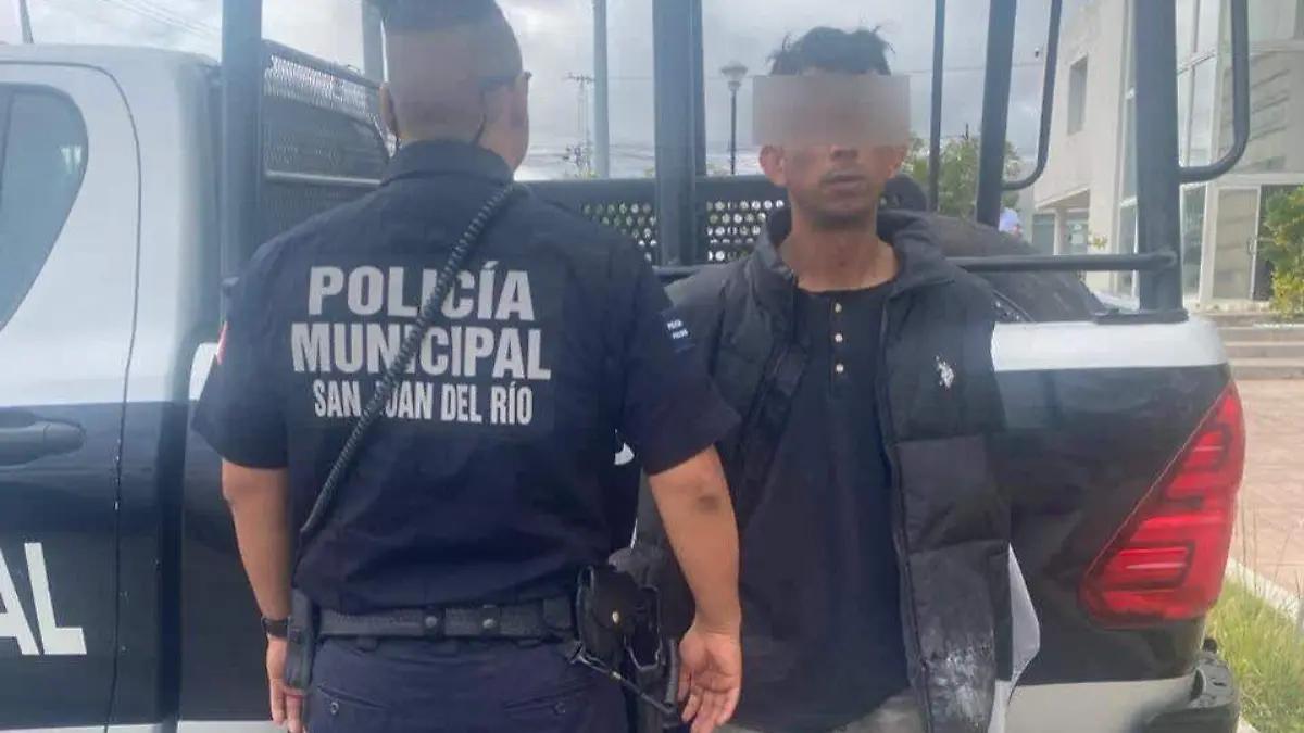 Hombre amenazó con machete a su expareja, fue detenido