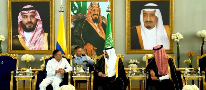 Petro llega a Riad y se reúne con el príncipe heredero de Arabia Saudí