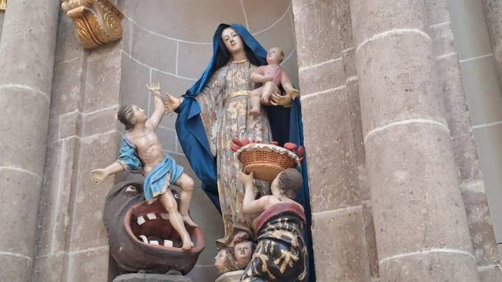 Fortalecer la fe es la clave para protegerse de prácticas oscuras en Día de Muertos: Padre Alfredo Cabrera