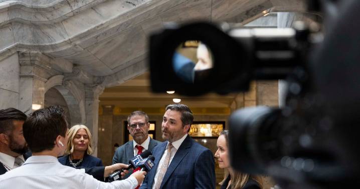 Opinion: Chaos of redistricting landscape keeps Utah voters guessing