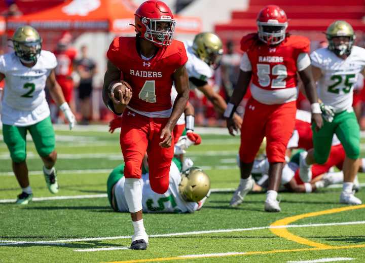 Staten Island HS football roundup (10-25-25): Port Richmond beats Brooklyn Tech in thriller; St. Peter’s beaten by Holy Trinity