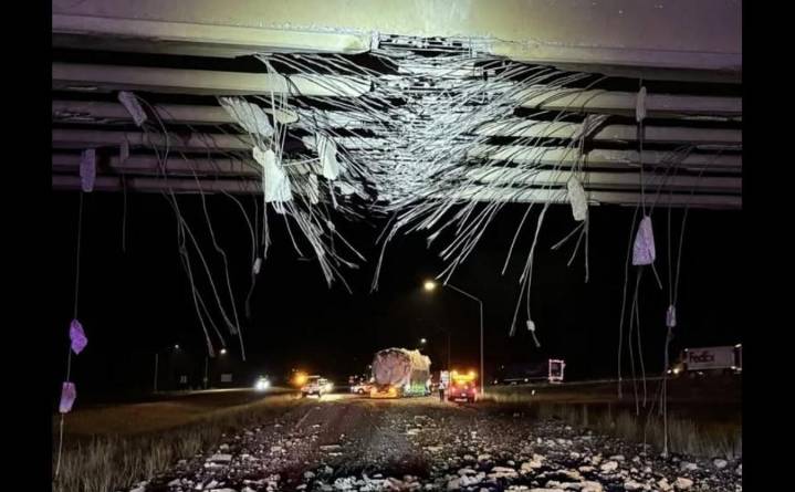 I-90 Overpass Near Cle Elum Hit by Semi, Will Have to Be Replaced
