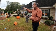 'The kids always like it' | Macon man transforms his home into spook-filled display for Halloween