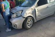 Choque entre moto y automóvil en la colonia Fátima de Escárcega deja un joven herido