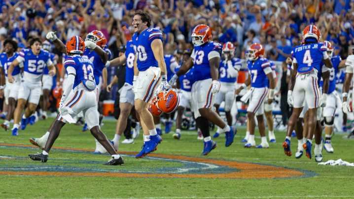 Can Florida football carry momentum from Texas upset into showdown at No. 5 TAMU?