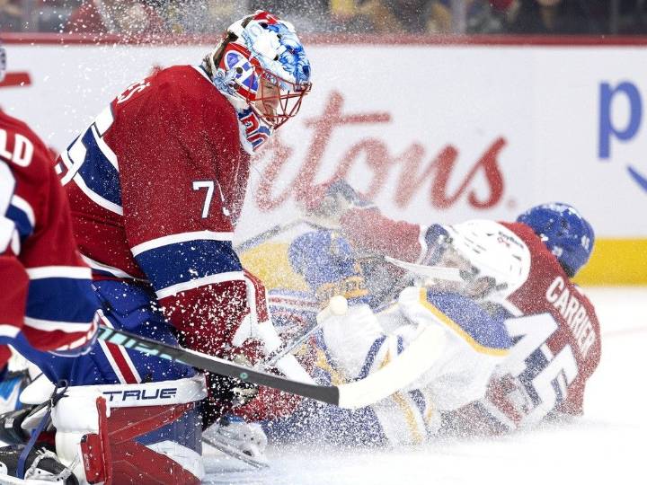 Hidden Game: All goalie Jakub Dobes does is win games for the Canadiens