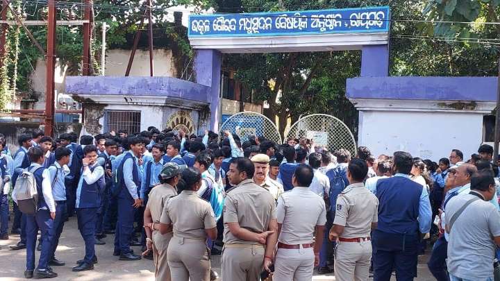 Odisha: Girl student alleges misbehaviour by faculty at Rayagada UGMIT; students stage protest
