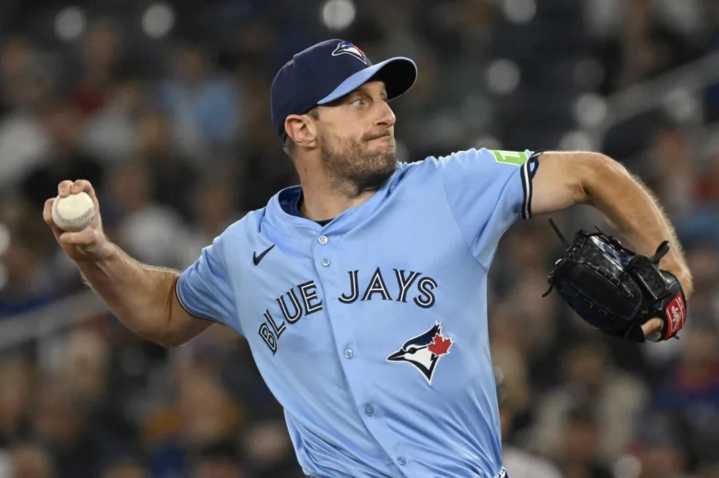 World Series Game 3 Betting Picks: Blue Jays vs. Dodgers Player Props & Totals