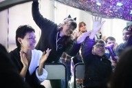 Mayra Mendoza recorrió la nueva sala de cine de la EEE N° 502