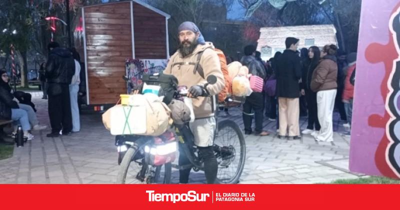 Viajero en dos ruedas Mexicano recorre América en bicicleta y se prepara para llegar a Ushuaia