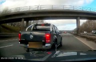 Raging driver brake checks another motorist on M40 before stepping out of his car