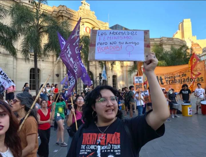 Doble femicidio: se realizó una movilización reclamando justicia por Luna Giardina y Mariel Zamudio