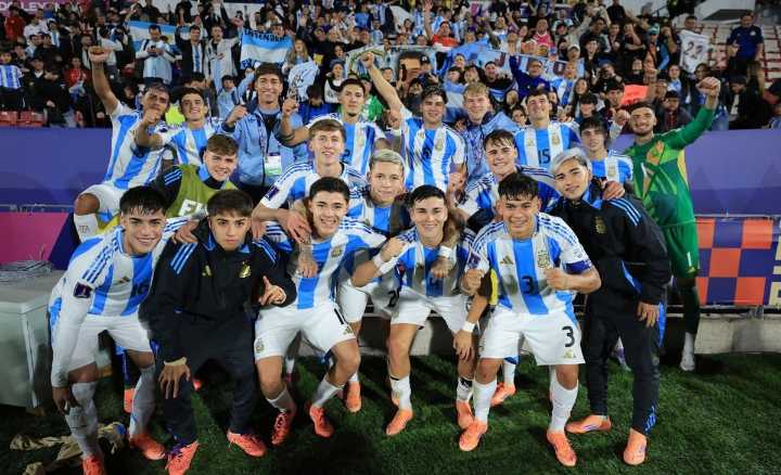 Argentina ganó y juega la final