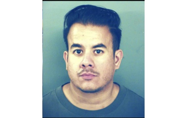 No solo furia al volante: comediante robó 200 dólares a mujer