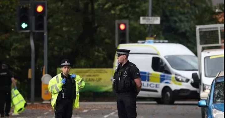 Manchester synagogue 'suspect shot' after 'stabbing' outside place of worship