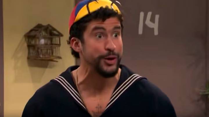 Bad Bunny imita a Quico en sketch de “El Chavo del Ocho”