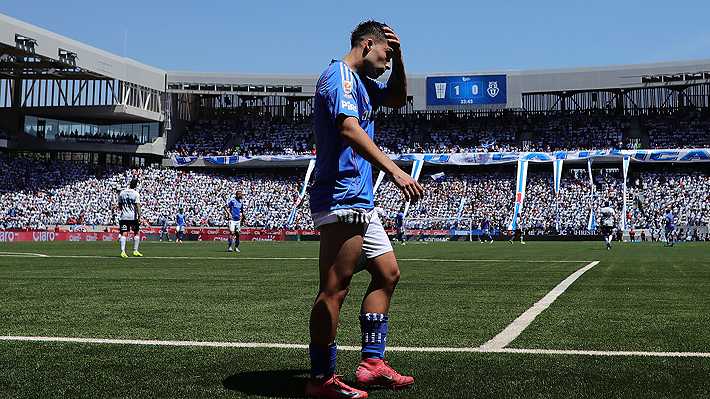 Se confirmó lo peor para Lucas Assadi tras lesión en el clásico El jugador no pudo completar el partido contra la Universidad Católica del pasado domingo.
