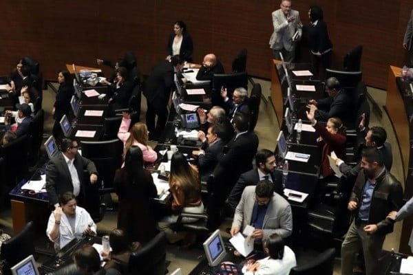 Avalan deuda; cruzan acusaciones Morena y Oposición