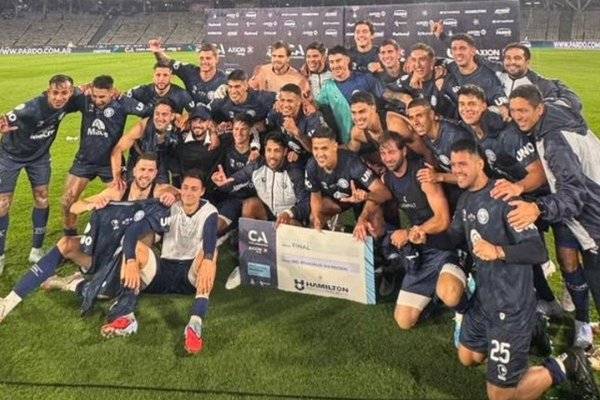 Independiente Rivadavia eliminó a River en penales y jugará su primera final de la Copa Argentina