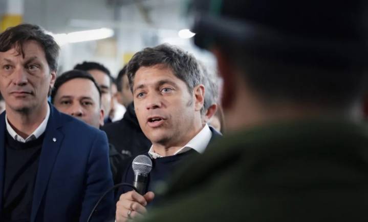 Axel Kicillof ante el acto de Javier Milei: "Hay que resaltar el grado de locura